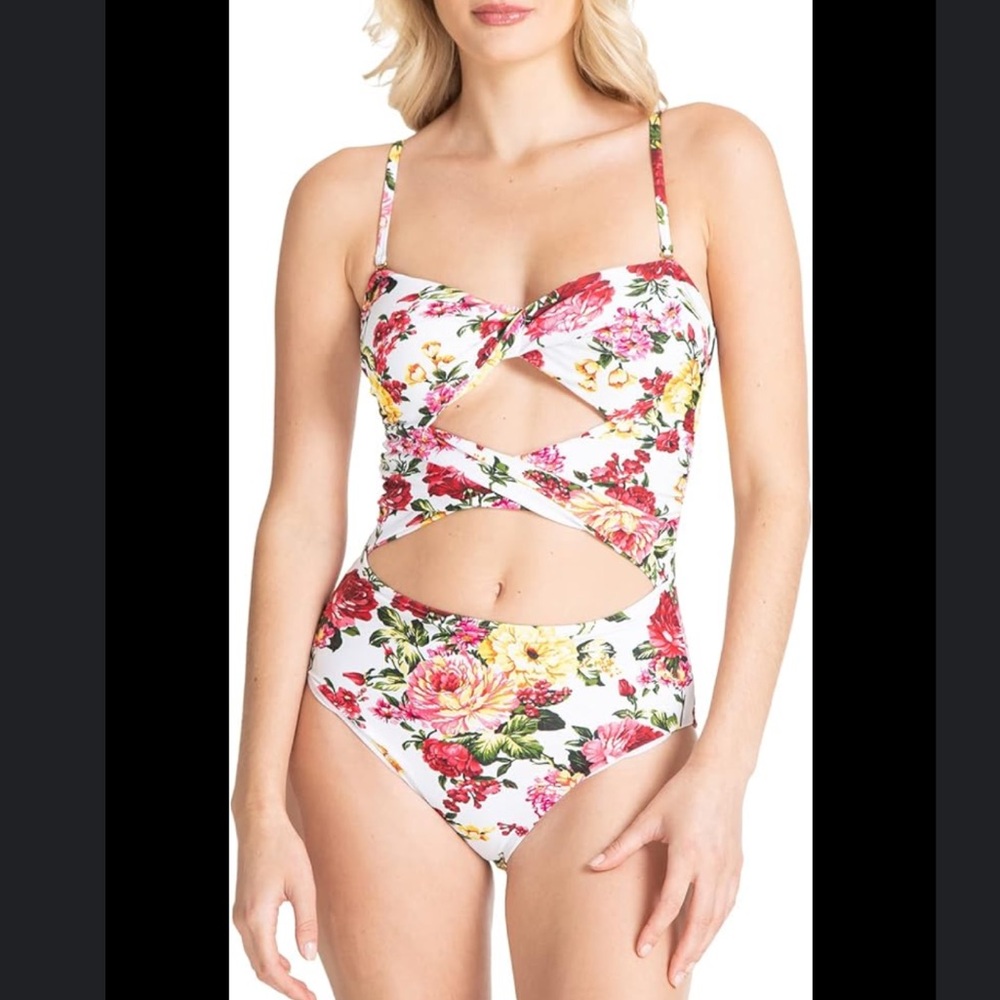 Rachel Roy women’s standard twist cut out one piece size: XS color white.